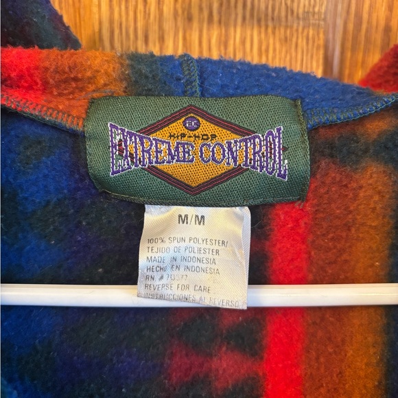 Colorful Patterned Women's Sweater - Picture 3 of 3